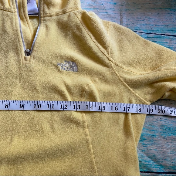 The North Face Fleece Jacket Yellow Long Sleeve Pullover Top Size Small - Picture 3 of 9